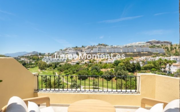 Resale - Apartment - Benahavís - La Quinta