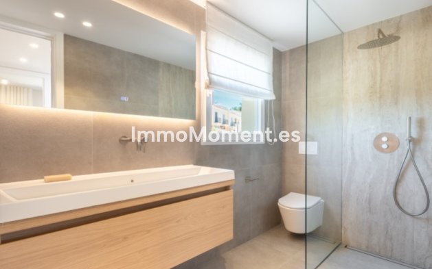 Resale - Apartment - Benahavís - La Quinta