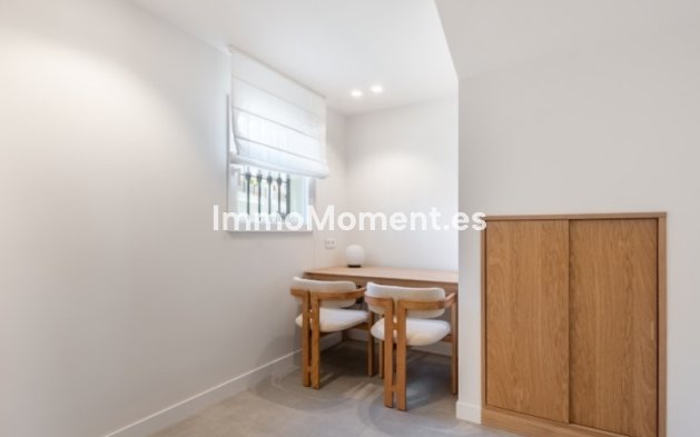 Resale - Apartment - Benahavís - La Quinta