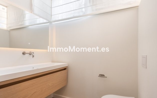 Resale - Apartment - Benahavís - La Quinta