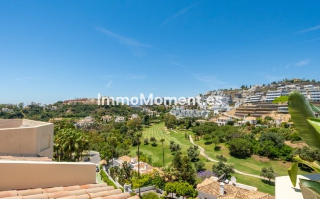 Resale - Apartment - Benahavís - La Quinta
