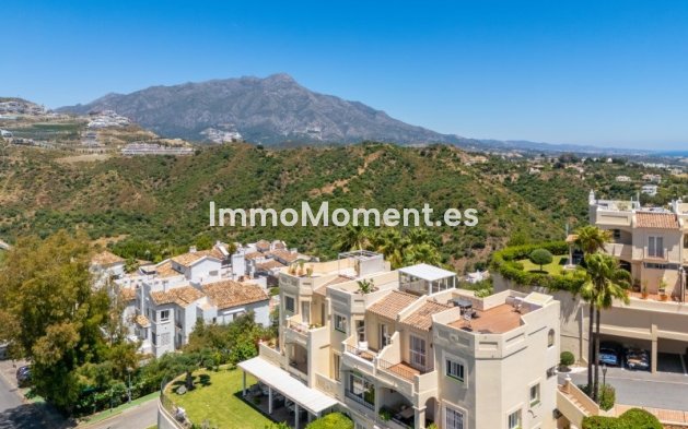 Resale - Apartment - Benahavís - La Quinta
