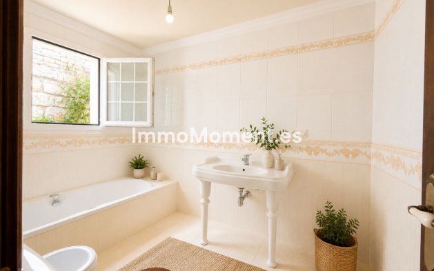 Revente - Villa individuelle - Estepona  - Estepona Centro