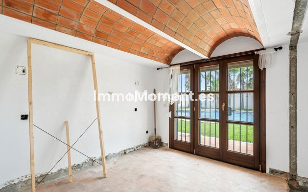 Revente - Villa individuelle - Estepona  - Estepona Centro