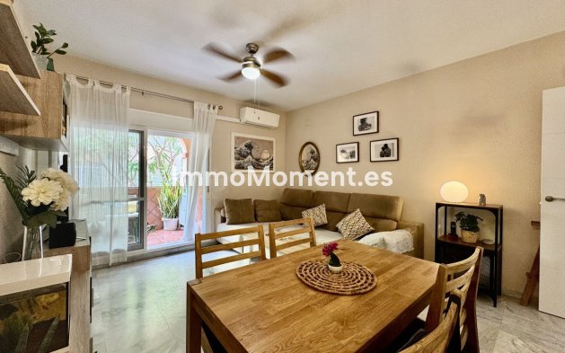 Resale - Apartment - Fuengirola - Los Boliches