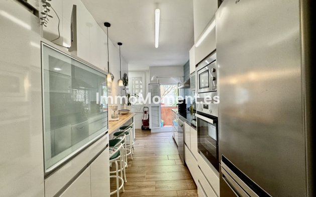 Resale - Apartment - Fuengirola - Los Boliches