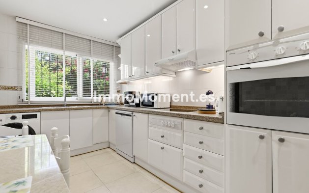 Revente - Appartement - Estepona  - Estepona Centro