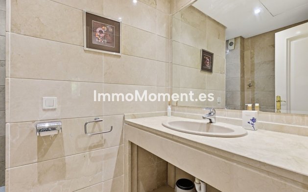Revente - Appartement - Estepona  - Estepona Centro