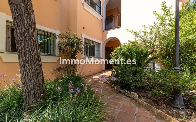 Revente - Appartement - Estepona  - Estepona Centro