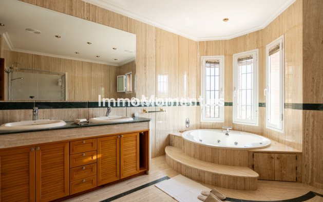 Bestaande woning - Rijtjeshuis - Binnenland  - Almogía