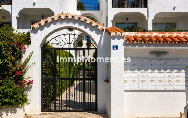 Resale - Apartment - Mijas - Calahonda