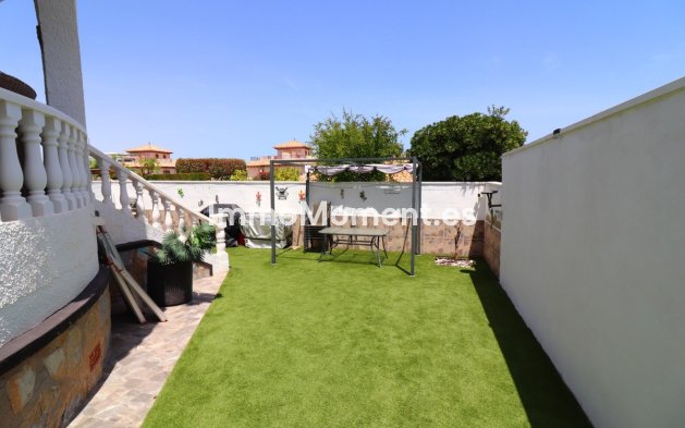 Wiederverkauf - Freistehende Villa - Orihuela - Villamartín