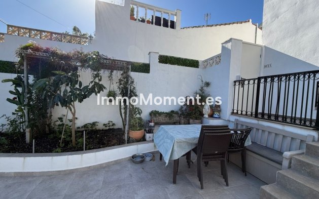 Reventa - Villa independiente - Estepona  - Estepona Centro