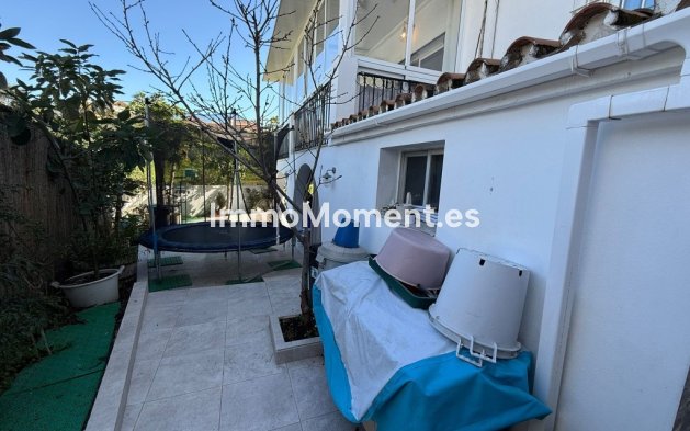 Reventa - Villa independiente - Estepona  - Estepona Centro