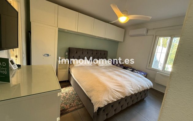 Reventa - Villa independiente - Estepona  - Estepona Centro