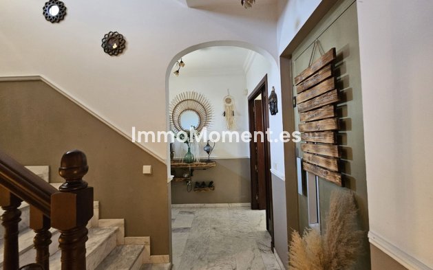 Resale - Detached villa - Fuengirola - Los Pacos