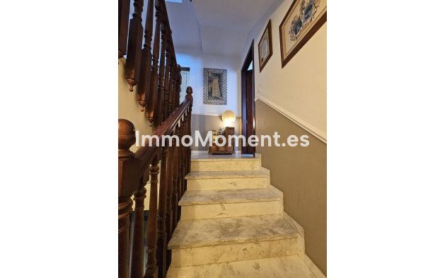 Resale - Detached villa - Fuengirola - Los Pacos