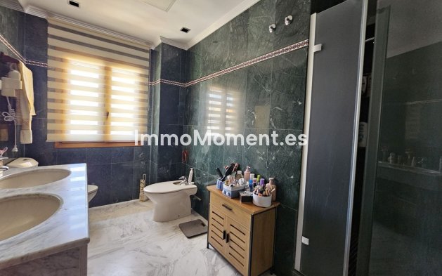 Resale - Detached villa - Fuengirola - Los Pacos