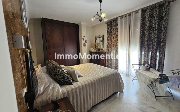 Resale - Detached villa - Fuengirola - Los Pacos