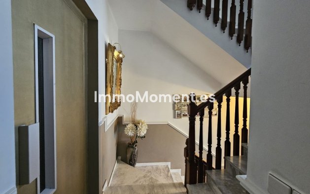 Resale - Detached villa - Fuengirola - Los Pacos