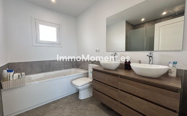 Revente - Maison mitoyenne - Marbella - Santa Clara