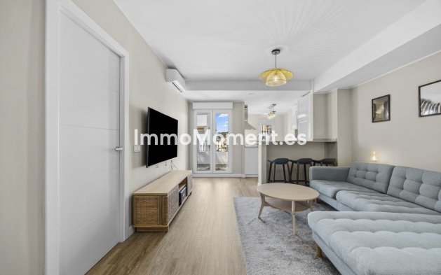 Resale - Apartment - Benalmadena - Benalmadena Centro