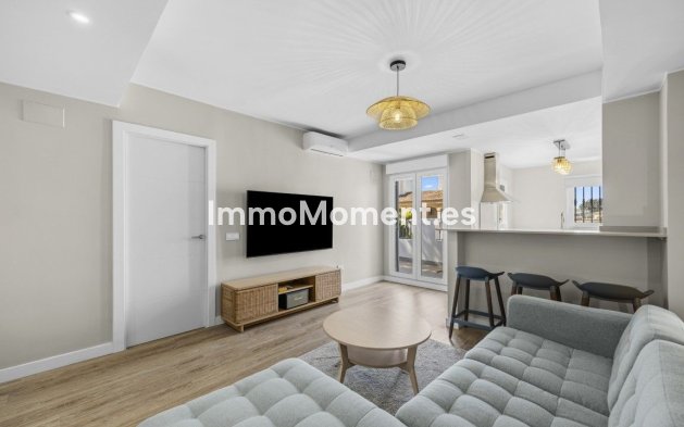 Resale - Apartment - Benalmadena - Benalmadena Centro