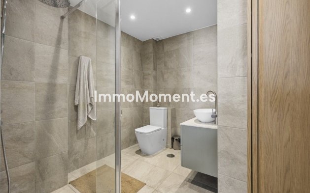 Resale - Apartment - Benalmadena - Benalmadena Centro