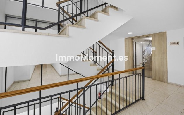 Resale - Apartment - Benalmadena - Benalmadena Centro