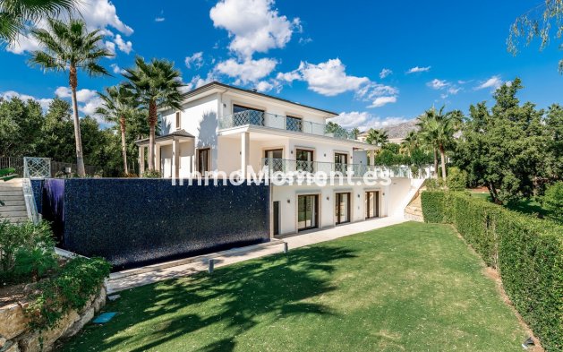 Resale - Detached villa - Marbella - Nueva Andalucía