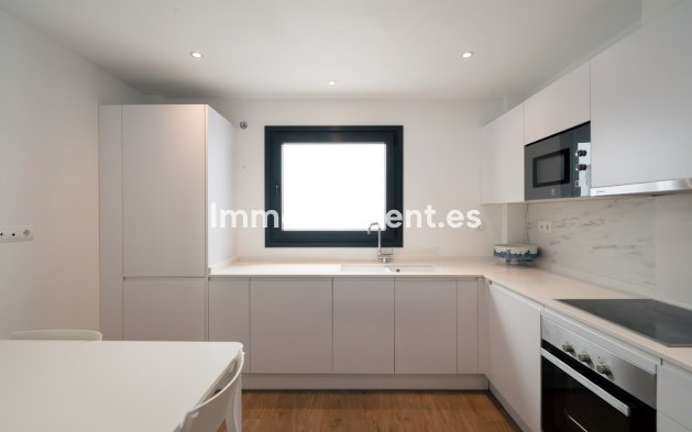 Reventa - Villa independiente - Marbella - La Mairena