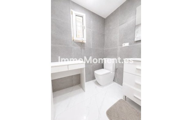 Bestaande woning - Vrijstaande villa - Orihuela - Villamartín
