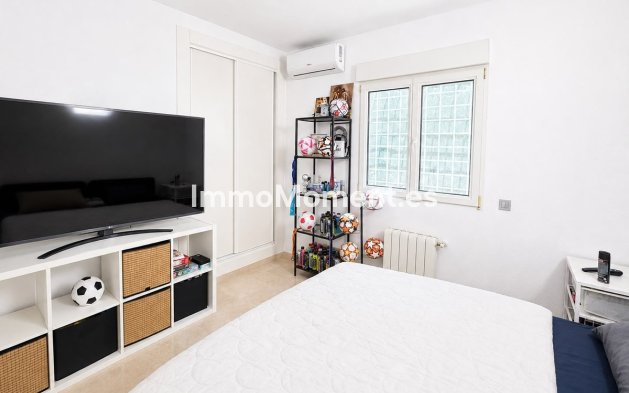 Bestaande woning - Vrijstaande villa - Orihuela - Villamartín