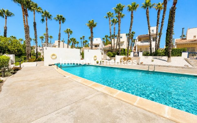 Bestaande woning - Vrijstaande villa - Orihuela - Villamartín