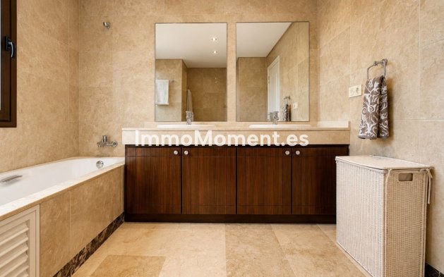 Reventa - Villa independiente - Sotogrande - La Alcaidesa