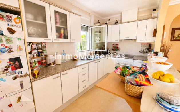 Bestaande woning - Vrijstaande villa - Torrevieja - La Siesta
