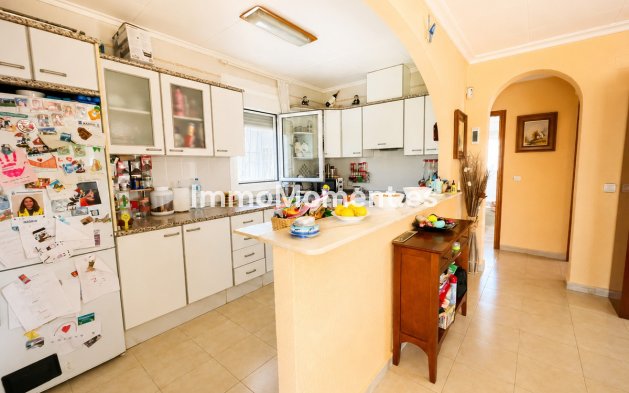 Bestaande woning - Vrijstaande villa - Torrevieja - La Siesta