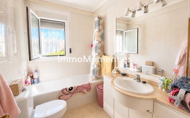 Bestaande woning - Vrijstaande villa - Torrevieja - La Siesta