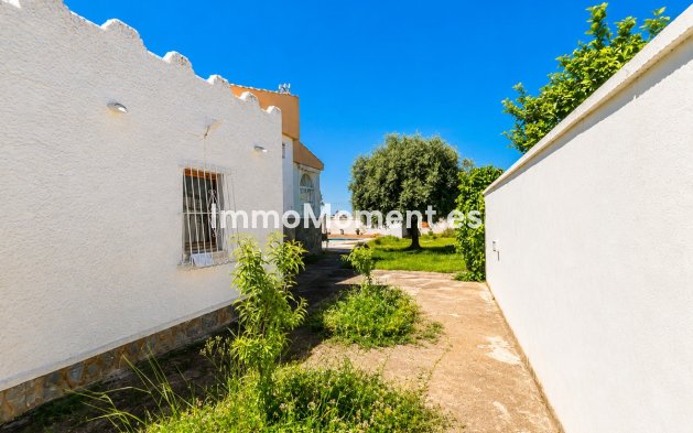 Bestaande woning - Vrijstaande villa - Torrevieja - La Siesta