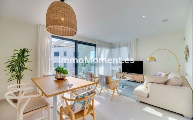 Resale - Apartment - Estepona - Estepona Centro
