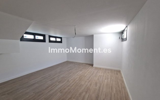 Bestaande woning - Vrijstaande villa - Manilva