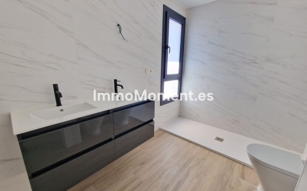 Bestaande woning - Vrijstaande villa - Manilva