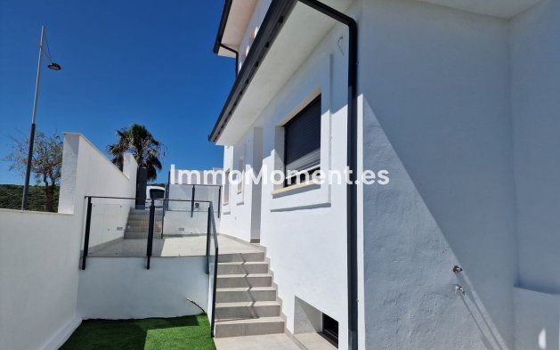 Bestaande woning - Vrijstaande villa - Manilva