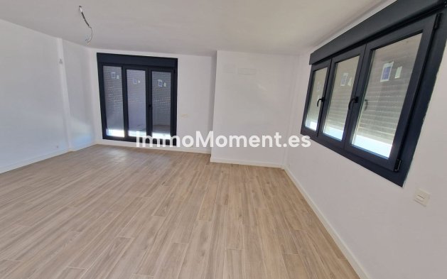 Bestaande woning - Vrijstaande villa - Manilva