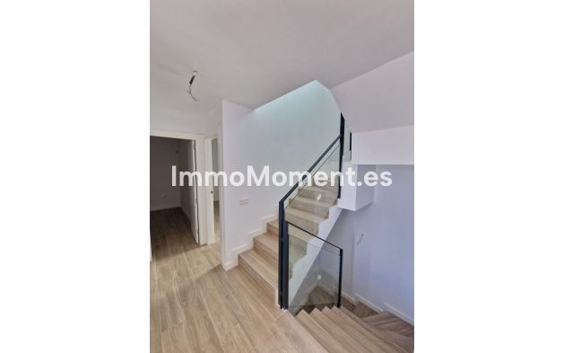 Bestaande woning - Vrijstaande villa - Manilva