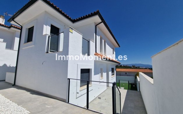 Bestaande woning - Vrijstaande villa - Manilva