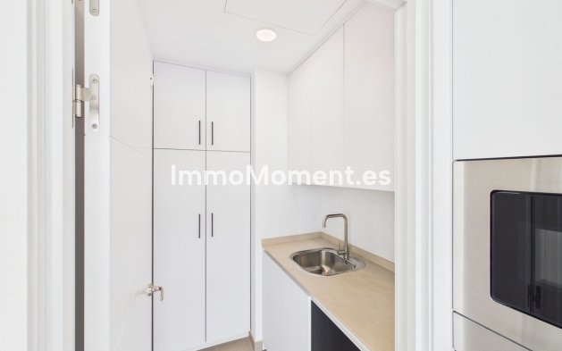 Resale - Detached villa - Manilva - La Duquesa