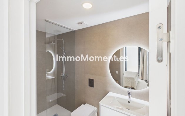 Resale - Detached villa - Manilva - La Duquesa