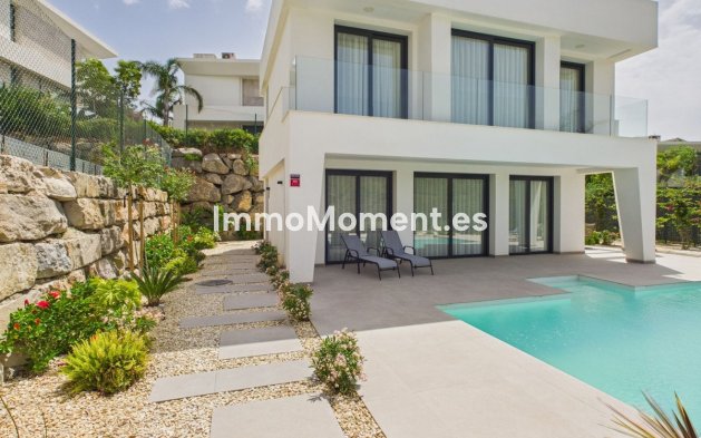 Resale - Detached villa - Manilva - La Duquesa