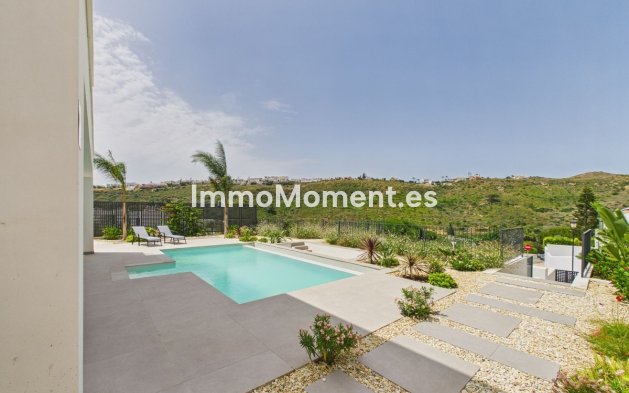Resale - Detached villa - Manilva - La Duquesa